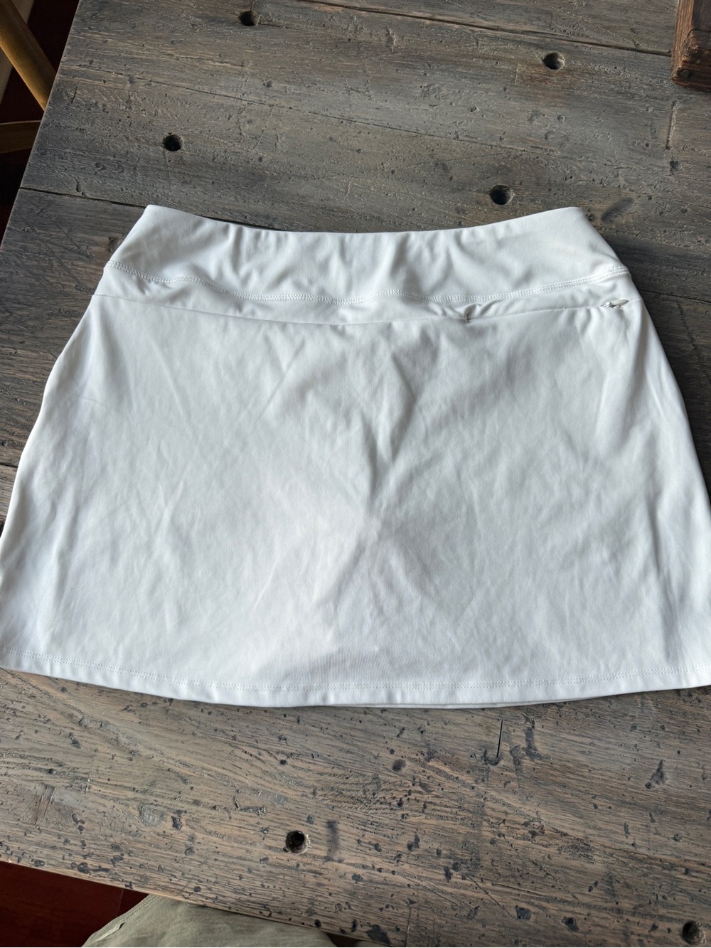 Tommy Bahama White Women's Golf Skort with Built-In Shorts - Picture 5 of 8
